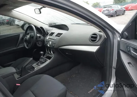 2011 Mazda Mazda3 I Touring из США, поврежденный, VIN JM1BL1VG6B1375271